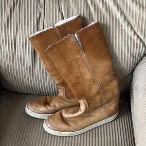 Frye Tan Leather and suede Boots